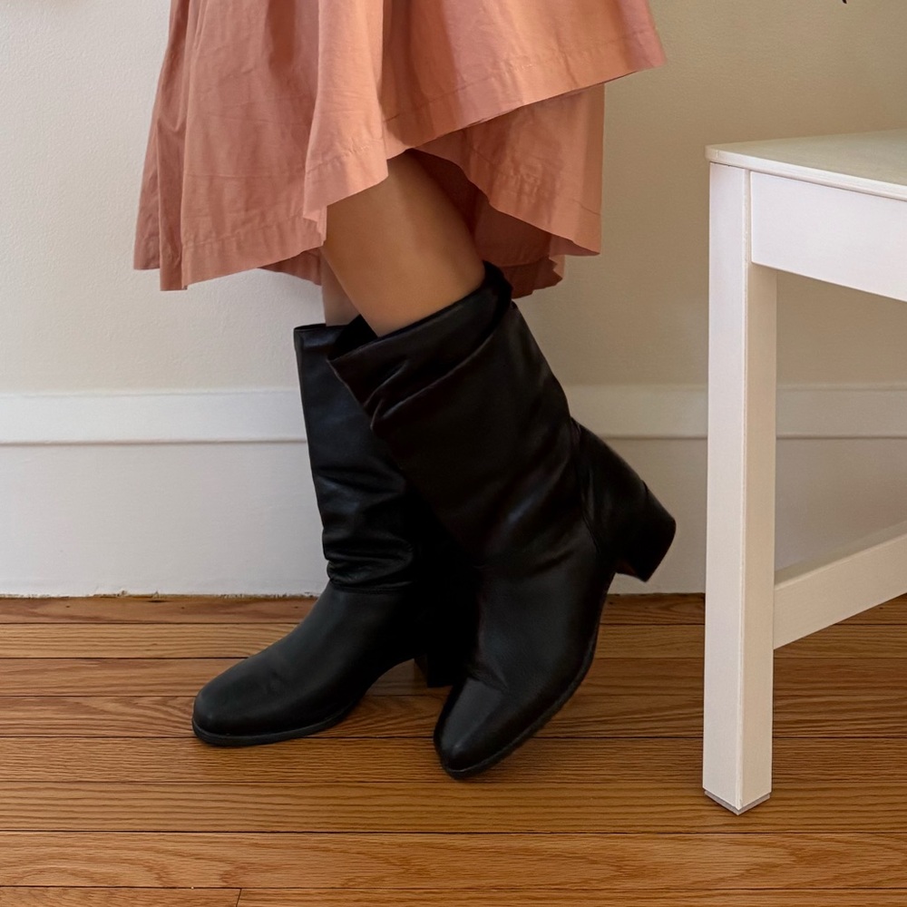 Cabela’s Shirred Block Heel Mid Calf Wide Black Boots Made In Canada Size 7 - Picture 3 of 15